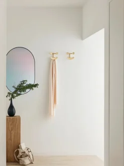Fritz Hansen Happy Hook fra><noscript><img width=