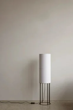 Audo Copenhagen Hashira High Floor Lamp White fra><noscript><img width=