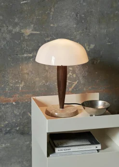 &Tradition Herman SHY3 bordlampe fra><noscript><img width=