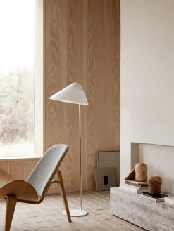 Carl Hansen & Søn HJW03 Opala Gulvlampe af Hans J. Wegner><noscript><img width=