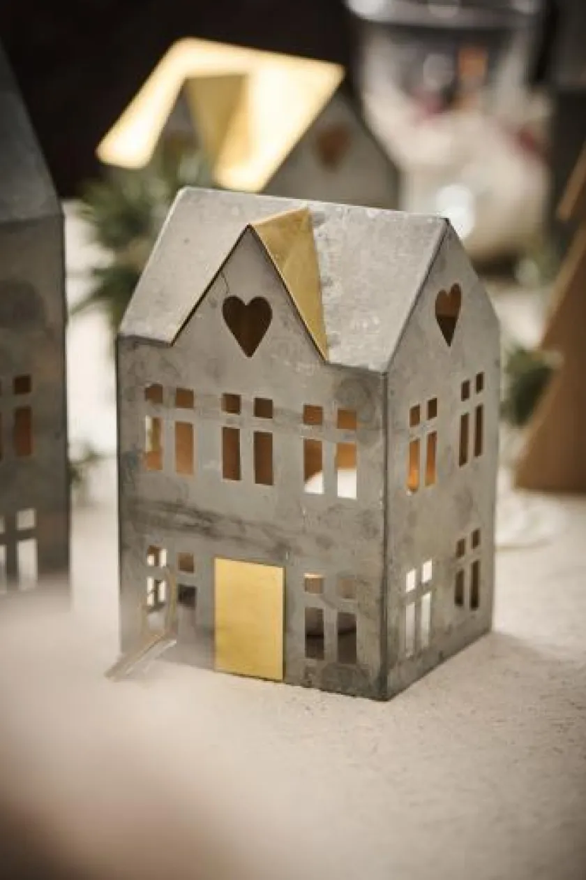 Ib Laursen Hus til fyrfadslys Stillenat - 3 stk. ass. fra> Kalenderlys & Julelysestager|Adventsstager