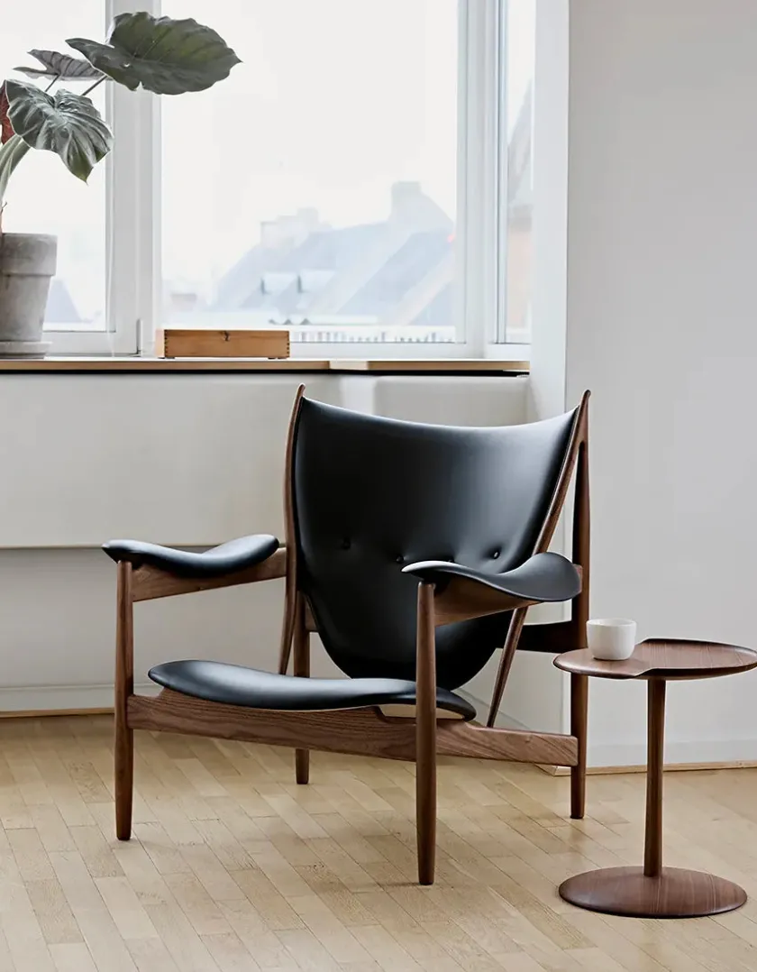 House of Finn Juhl Høvdingestol, valnød af Finn Juhl> Lænestole