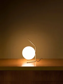 Flos IC T1 lav bordlampe fra><noscript><img width=