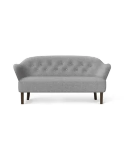 Audo Copenhagen Ingeborg Sofa fra><noscript><img width=