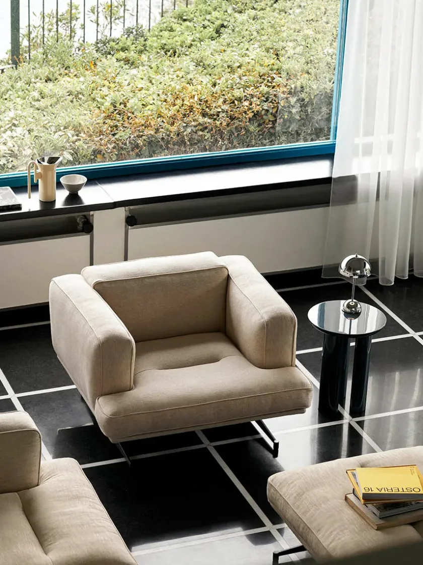 &Tradition Inland AV21 Lounge Chair fra> Lænestole
