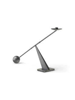 Audo Copenhagen Interconnect Candle Holder, bronzed brass fra> Gaver Til Ham|Gaver Til Hende
