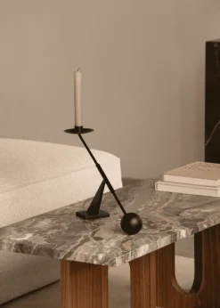 Audo Copenhagen Interconnect Candle Holder - small, black fra> Gaver Til Ham|Gaver Til Hende