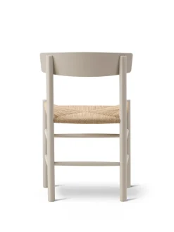 Fredericia Furniture J39 Folkestolen, Khaki grøn af Børge Mogensen><noscript><img width=