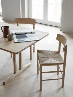 Fredericia Furniture J39 Folkestolen, lys olieret eg af Børge Mogensen><noscript><img width=