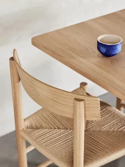 Fredericia Furniture J39 Folkestolen, lys olieret eg af Børge Mogensen><noscript><img width=