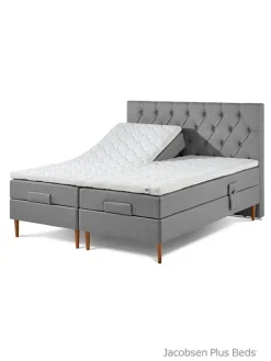 Jacobsen Plus Beds – Sengegavl Chest, Antracit><noscript><img width=