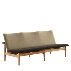 House of Finn Juhl Japan 3 pers. sofa, eg klar olie af Finn Juhl><noscript><img width=