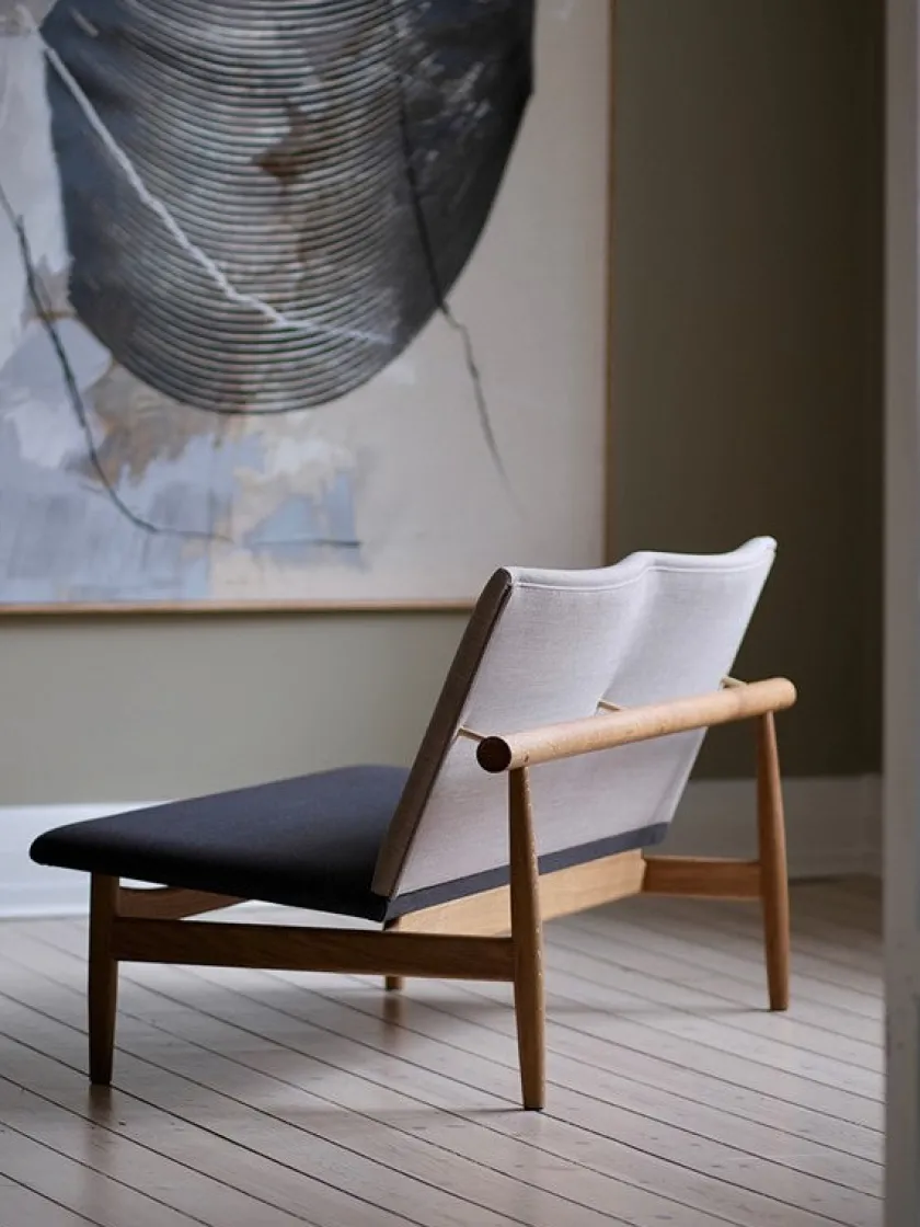 House of Finn Juhl Japan 2 pers. sofa, eg klar olie af Finn Juhl> Sofaer