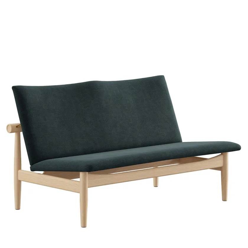 House of Finn Juhl Japan 2 pers. sofa, eg klar olie af Finn Juhl> Sofaer