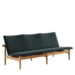 House of Finn Juhl Japan 3 pers. sofa, valnød af Finn Juhl><noscript><img width=