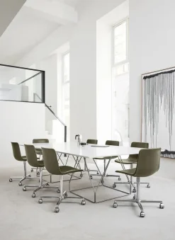 Fredericia Furniture JG Table 140x140 cm fra><noscript><img width=
