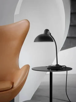 Fritz Hansen Kaiser Idell Bordlampe, kipbar fra><noscript><img width=
