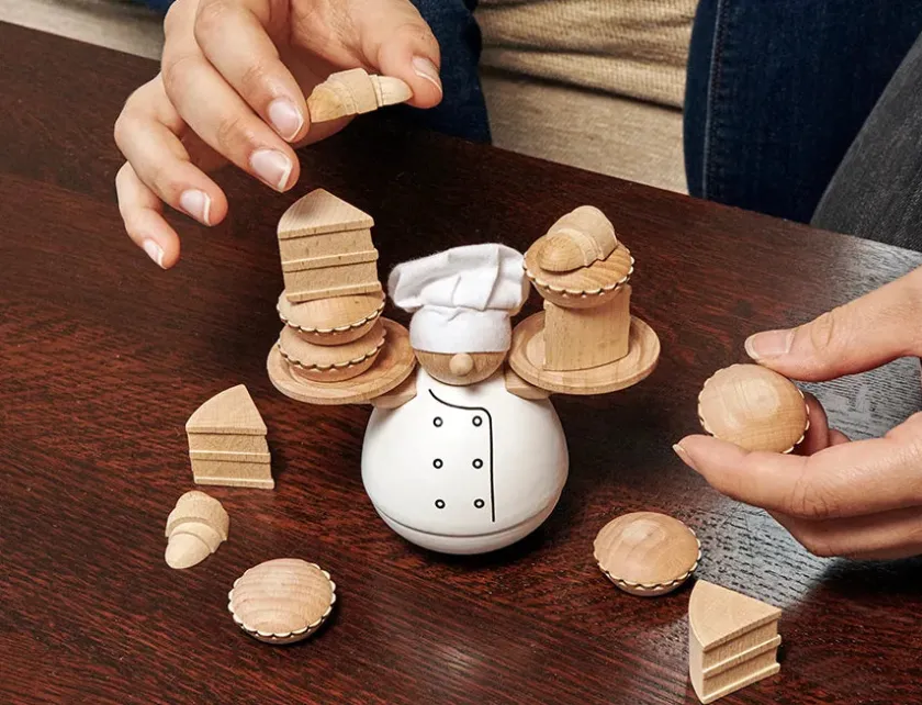 Kikkerland Balance The Baker, balancing game>Børn Legetøj|Spil