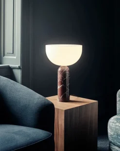 New Works Kizu Bordlampe Large, Black Marble fra><noscript><img width=