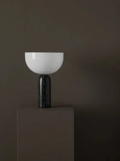 New Works Kizu Bordlampe Small, Grey Marble fra><noscript><img width=