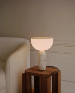 New Works Kizu Bordlampe Small, White Marble fra><noscript><img width=