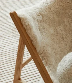Audo Copenhagen Knitting Lounge Chair, Sheepskin fra><noscript><img width=