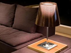 Flos KTribe T2 Bordlampe fra><noscript><img width=