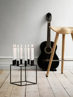Audo Copenhagen Kubus 8 Lysestage, guldbelagt fra><noscript><img width=