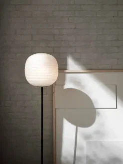 New Works Lantern gulvlampe fra><noscript><img width=
