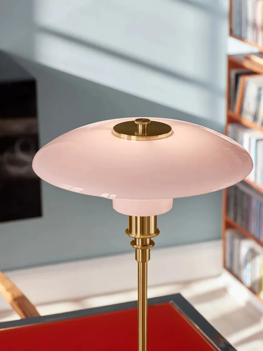 Louis Poulsen Limited Edition 2025 PH 3/2 Bordlampe fra> Spots