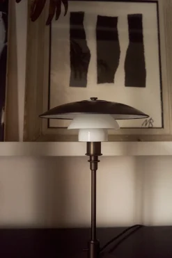 Louis Poulsen Limited Edition 2025 PH 3/2 Bordlampe fra><noscript><img width=