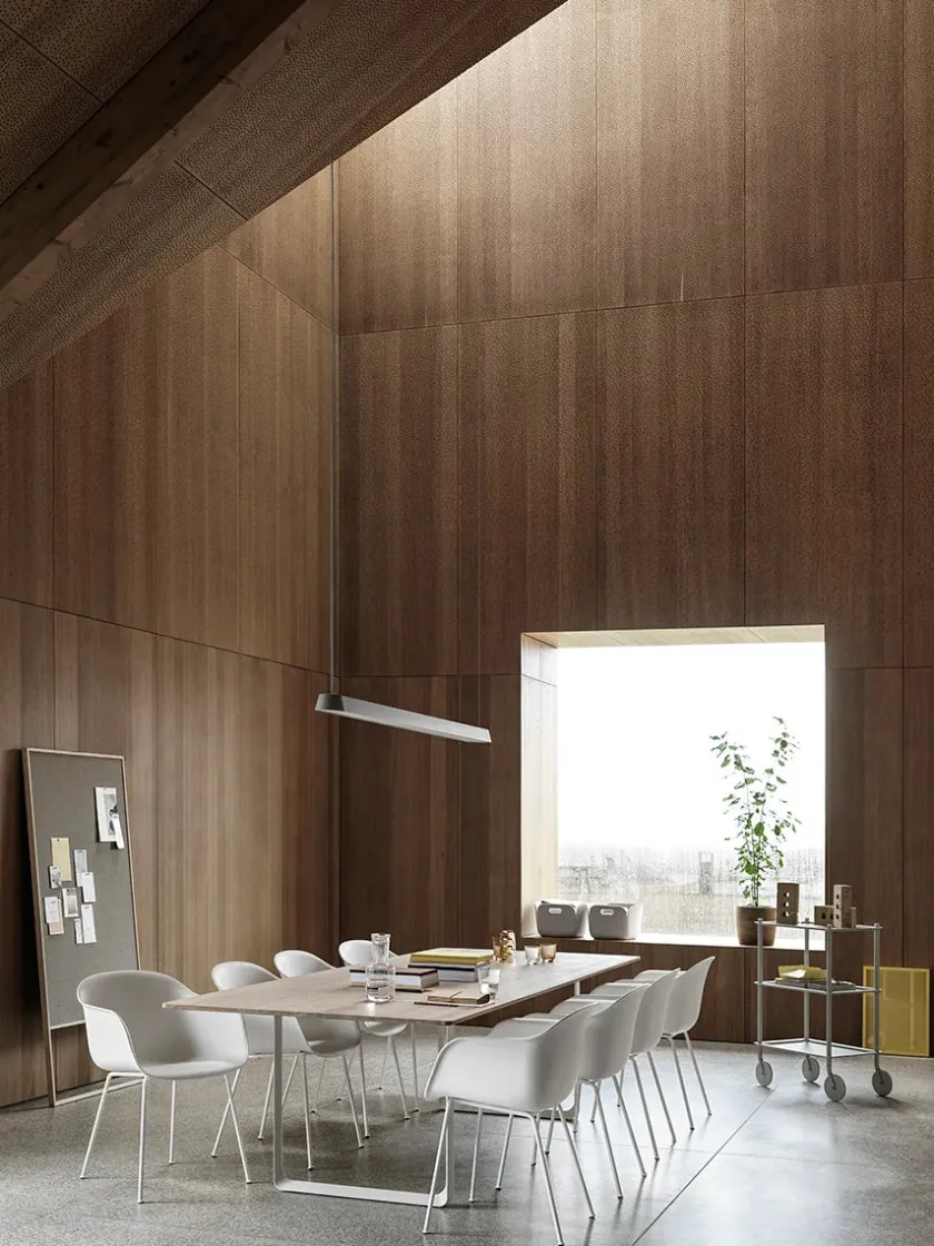 Muuto Linear Pendant Lamp 169,2 cm, black fra> Pendler|Spots