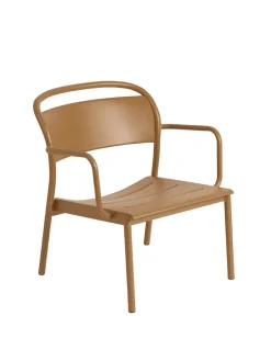 Muuto Linear Steel Lounge Chair fra><noscript><img width=