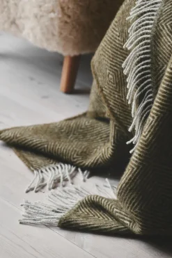 Silkeborg Uldspinderi Livø Plaid, rosewood fra><noscript><img width=