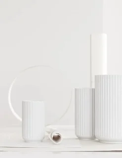 Lyngby Porcelæn Lyngbyvasen i hvid fra> Vaser