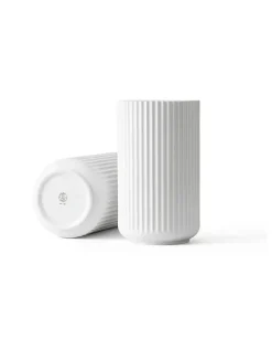 Lyngby Porcelæn Lyngbyvasen i mørk grøn, H31 cm fra><noscript><img width=