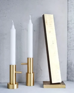 Fritz Hansen Lysestage #2 messing af Jaime Hayon> Lysestager