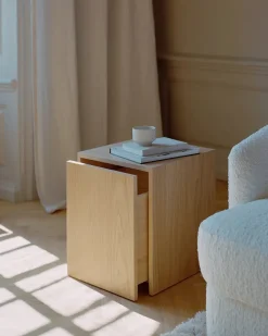 New Works Mass Side Table, oak fra><noscript><img width=