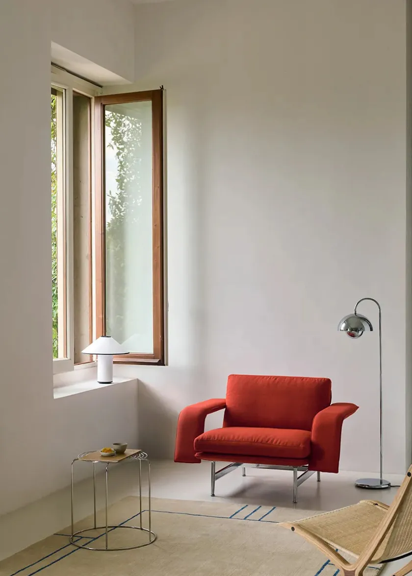 &Tradition Meantime AV29 Lounge Chair fra> Lænestole