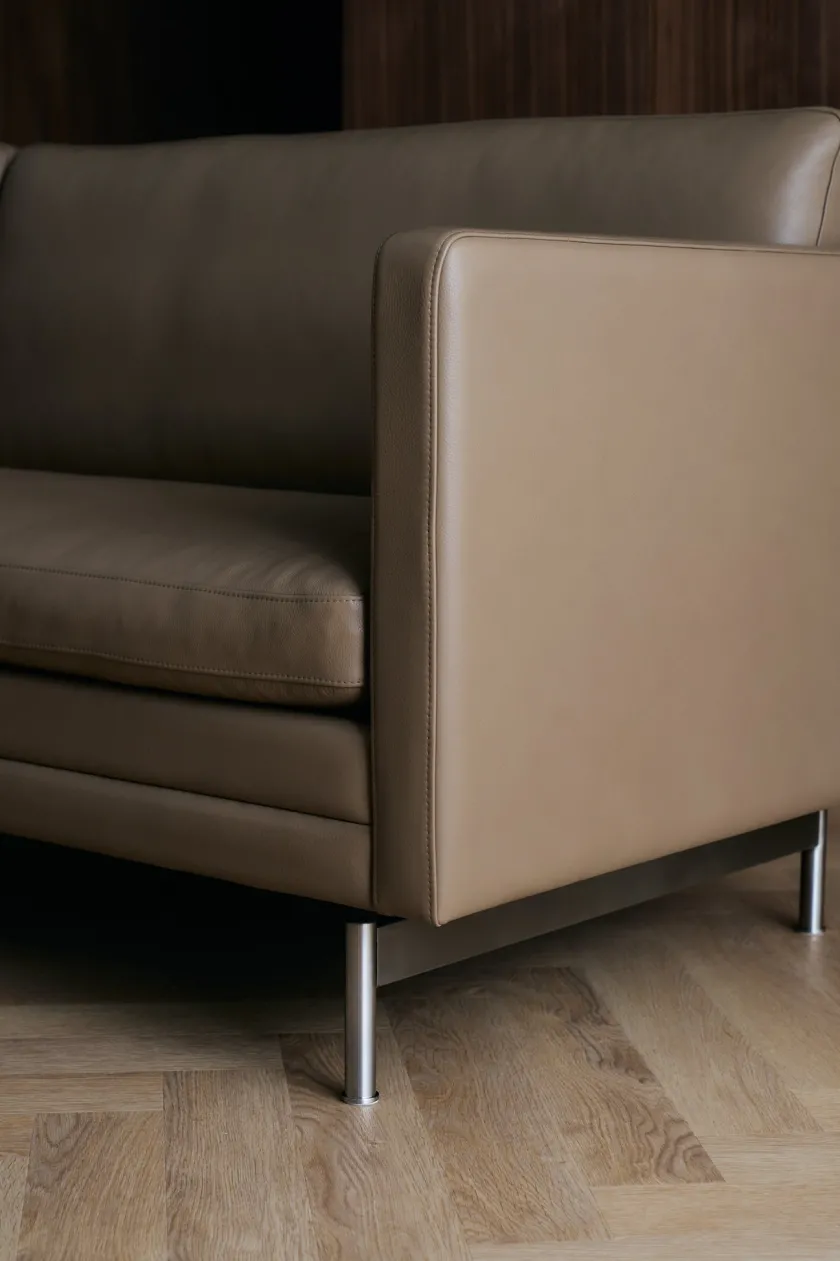 Mogens Hansen MH276 4 pers. sofa i Baltique anilinlæder fra> Sofaer