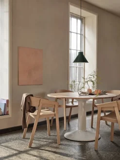 Muuto Midst Table Ø 160 cm, oiled oak fra><noscript><img width=