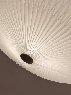 Le Klint Model 23 Loftlampe, Ø 50 cm fra><noscript><img width=