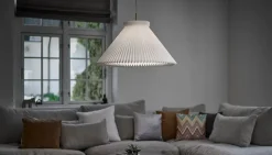 Le Klint Model 1 Mega, Ø 60 cm fra> Pendler|Spots
