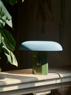&Tradition Montera JH42 Bordlampe, forest & sky fra><noscript><img width=