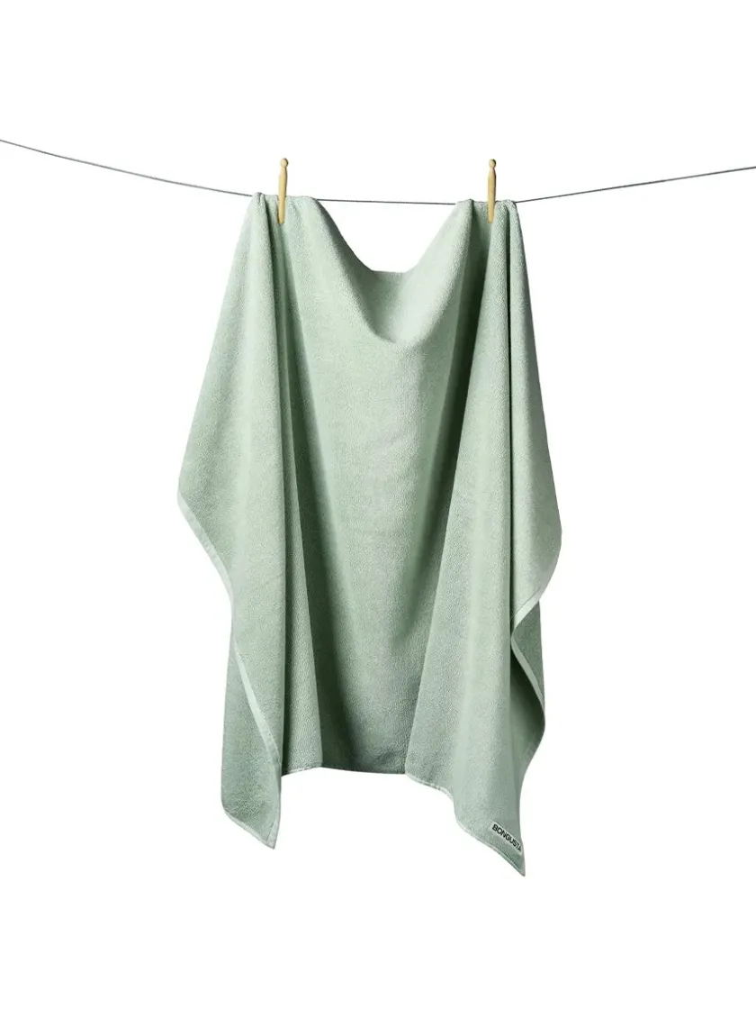 Bongusta Naram towel - Coffee fra> Gaver Til Ham|Gaver Til Hende