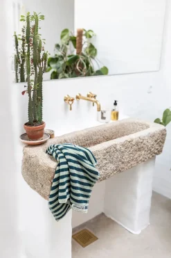 Bongusta Naram towel - Coffee fra><noscript><img width=