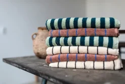 Bongusta Naram towel - Coffee fra><noscript><img width=
