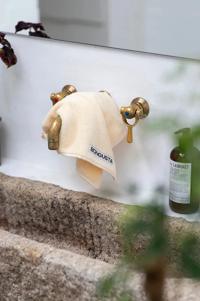 Bongusta Naram towel - Lavender Blue fra> Badeværelsestekstiler