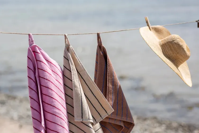 Bongusta Naram towel - Lilac & Neon yellow fra> Gaver Til Hende|Badeværelsestekstiler