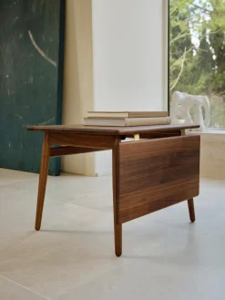 Carl Hansen & Søn ND55 sofabord, valnød olie af Nanna Ditzel><noscript><img width=